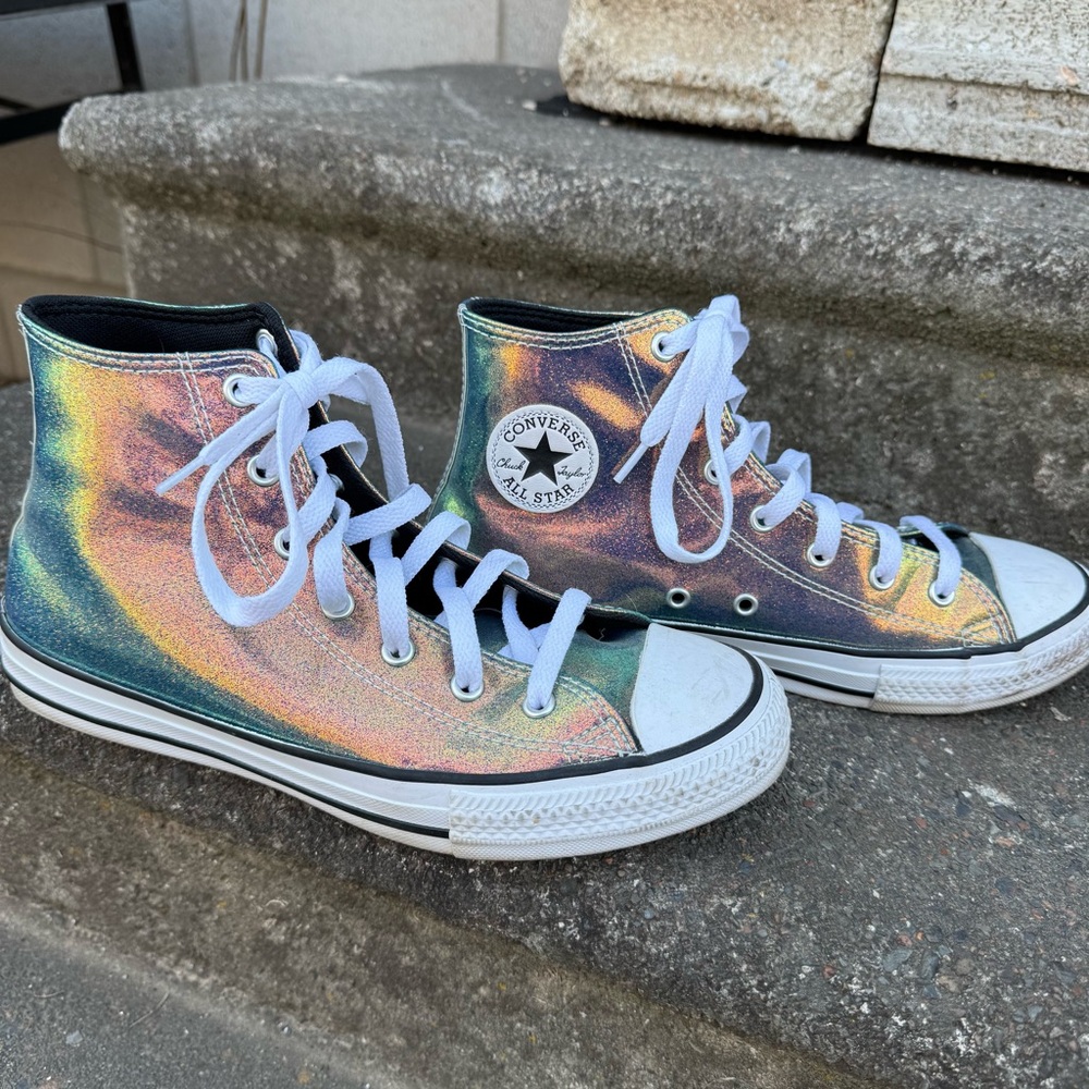 iridescent glitter converse ✨